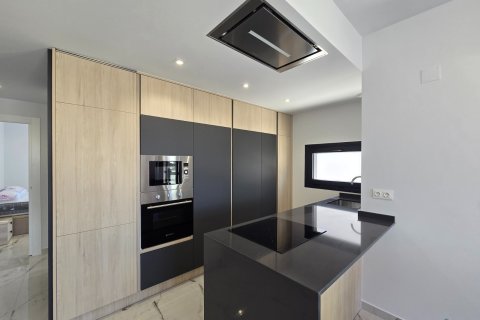 Apartamento en venta en Alicante, España 2 dormitorios, No. 168169 - foto 9