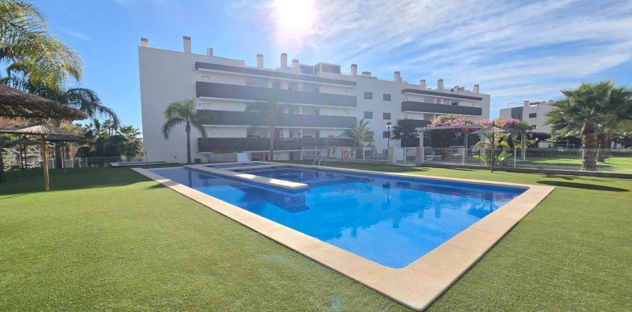 Villa in Alicante, Spain 2 bedrooms, No. 168165