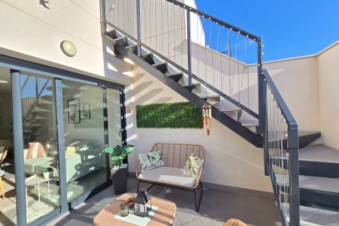 Villa for sale in Alicante, Spain 2 bedrooms, No. 168165 - photo 8