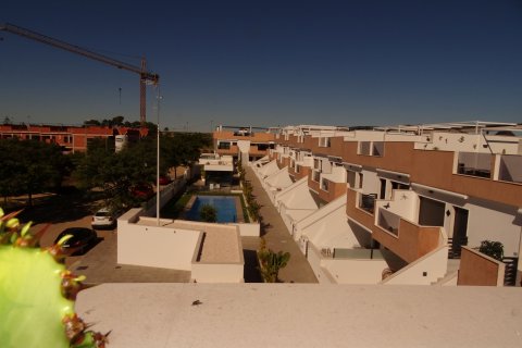 Bungalow for sale in Pilar de la Horadada, Alicante, Spain 3 bedrooms, 79 sq.m. No. 195368 - photo 12