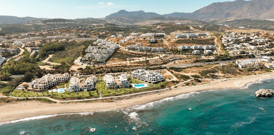 Apartamento en Casares, Málaga, España 3 dormitorios, 134 m2 No. 162907