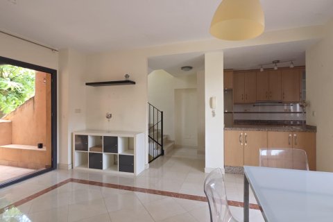 Villetta a schiera in vendita a Villamartin, Alicante, Spagna 4 camere da letto, 125 mq. N° 193396 - foto 11