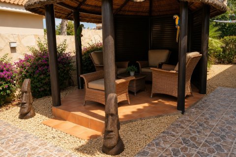 Villa à vendre à Rojales, Alicante, Espagne, 4 chambres, 175 m2 No. 193391 - photo 13