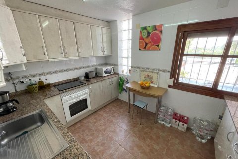Villa à vendre à Alicante, Espagne, 5 chambres, 130 m2 No. 189285 - photo 9