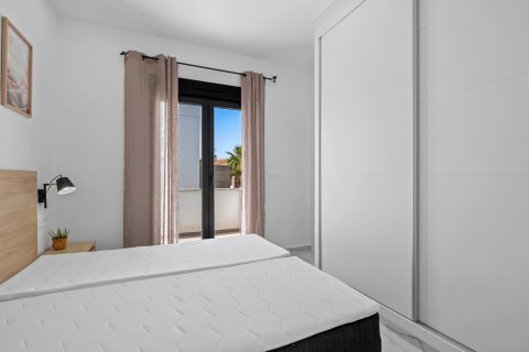 Villa pārdošanā Torrevieja, Alicante, Spānijā 3 istabas, 105 m2 Nr. 189283 - attēls 15