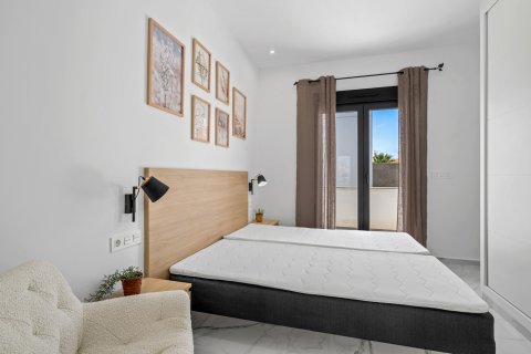 Villa pārdošanā Torrevieja, Alicante, Spānijā 3 istabas, 105 m2 Nr. 189283 - attēls 14