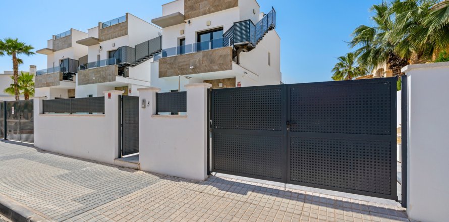 Villa Torrevieja, Alicante, Spānijā 3 istabas, 105 m2 Nr. 189283