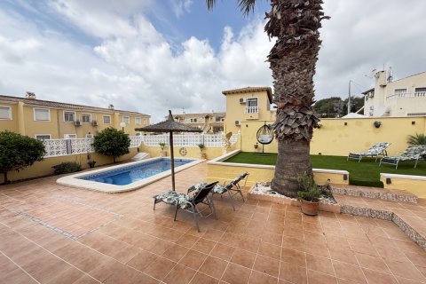 Villa till salu i Villamartin, Alicante, Spanien 4 sovrum, 110 kvm. Nr. 189287 - foto 19
