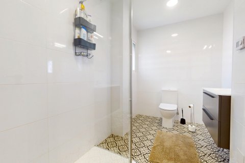 Lägenhet till salu Los Alcazares, Murcia, Spanien 3 sovrum, 115 kvm. Nr. 137759 - foto 22