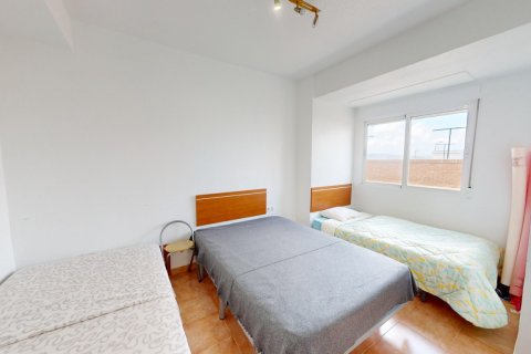 Lägenhet till salu Los Alcazares, Murcia, Spanien 3 sovrum, 115 kvm. Nr. 137759 - foto 15