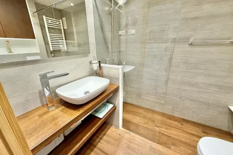 Huoneisto myytävänä Barcelona, Espanja, 3 makuuhuonetta, No. 141129 - kuva 21