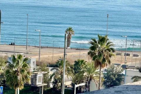 Huoneisto myytävänä Barcelona, Espanja, 3 makuuhuonetta, No. 141129 - kuva 3