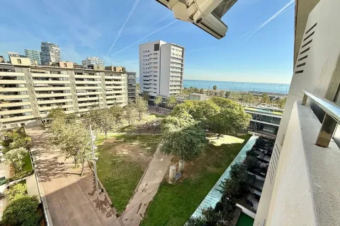 Huoneisto myytävänä Barcelona, Espanja, 3 makuuhuonetta, No. 141129 - kuva 30