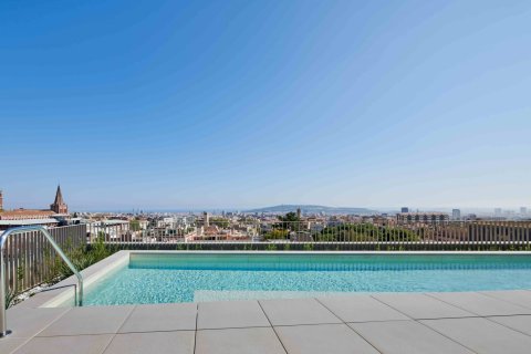 Apartment à vendre à Barcelona, Espagne, 2 chambres, No. 141128 - photo 2