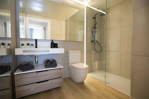 Dzīvoklis pārdošanā Esplugues de Llobregat, Barcelona, Spānijā 3 istabas, Nr. 141127 - attēls 6