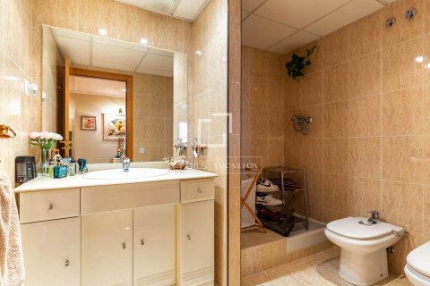 Penthouse à vendre à Sant Just Desvern, Barcelona, Espagne, 5 chambres, 245 m2 No. 150660 - photo 26