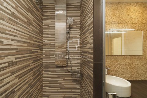 Apartment à vendre à Barcelona, Espagne, 4 chambres, 121 m2 No. 150662 - photo 9