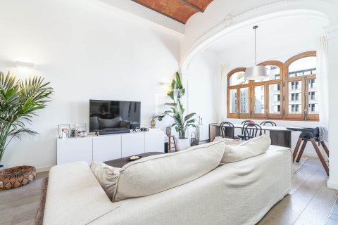 Apartment for sale in Barcelona, Spain 2 bedrooms, 94 sq.m. No. 150661 - photo 4