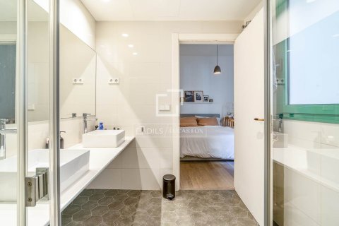 Apartment for sale in Barcelona, Spain 2 bedrooms, 94 sq.m. No. 150661 - photo 15