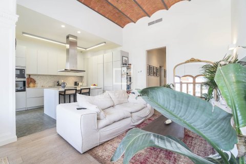 Apartment for sale in Barcelona, Spain 2 bedrooms, 94 sq.m. No. 150661 - photo 3