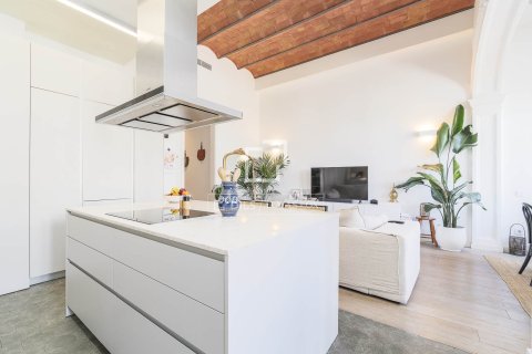 Apartment for sale in Barcelona, Spain 2 bedrooms, 94 sq.m. No. 150661 - photo 9