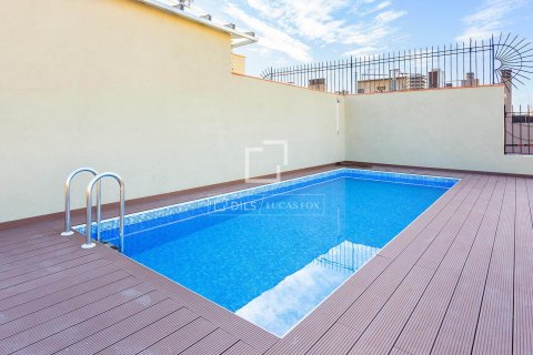 Apartment for sale in Barcelona, Spain 2 bedrooms, 94 sq.m. No. 150661 - photo 12