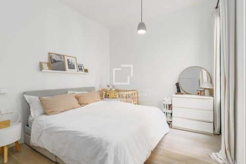 Apartment for sale in Barcelona, Spain 2 bedrooms, 94 sq.m. No. 150661 - photo 17