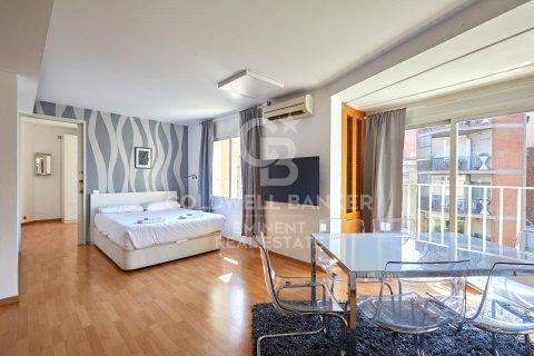Apartment à Barcelona, Espagne 2 chambres, 86 m2 No. 157650