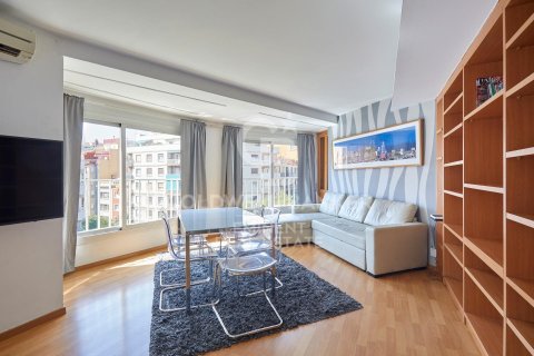 Продажа квартиры в Барселона, Испания 2 спальни, 86м2 №157650 - фото 3