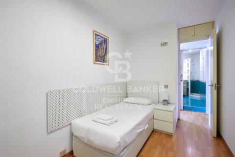 Продажа квартиры в Барселона, Испания 2 спальни, 86м2 №157650 - фото 22