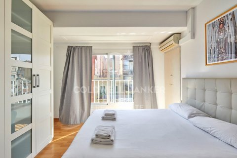 Продажа квартиры в Барселона, Испания 2 спальни, 86м2 №157650 - фото 14