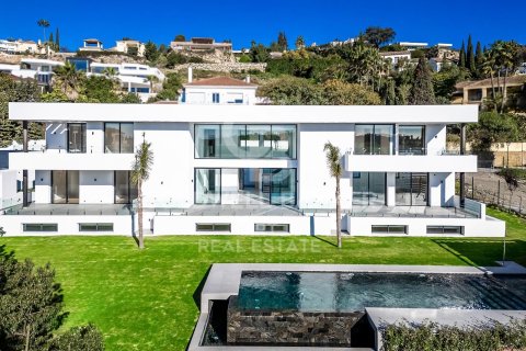 Villa zum Verkauf in Benahavis, Malaga, Spanien 6 Schlafzimmer, 1038 m2 Nr. 157651 - Foto 2