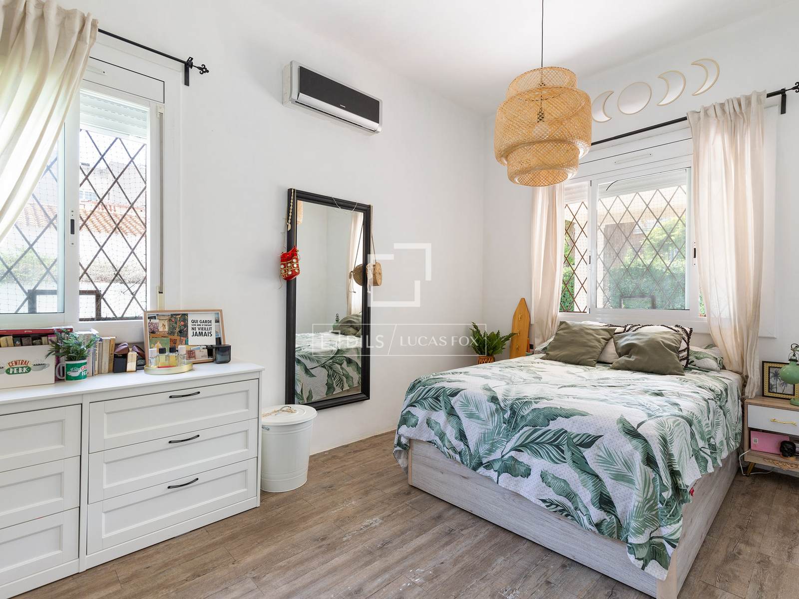 Villa in Castelldefels, Barcelona, Spain 2 bedrooms, 150 sq.m. No. 150915