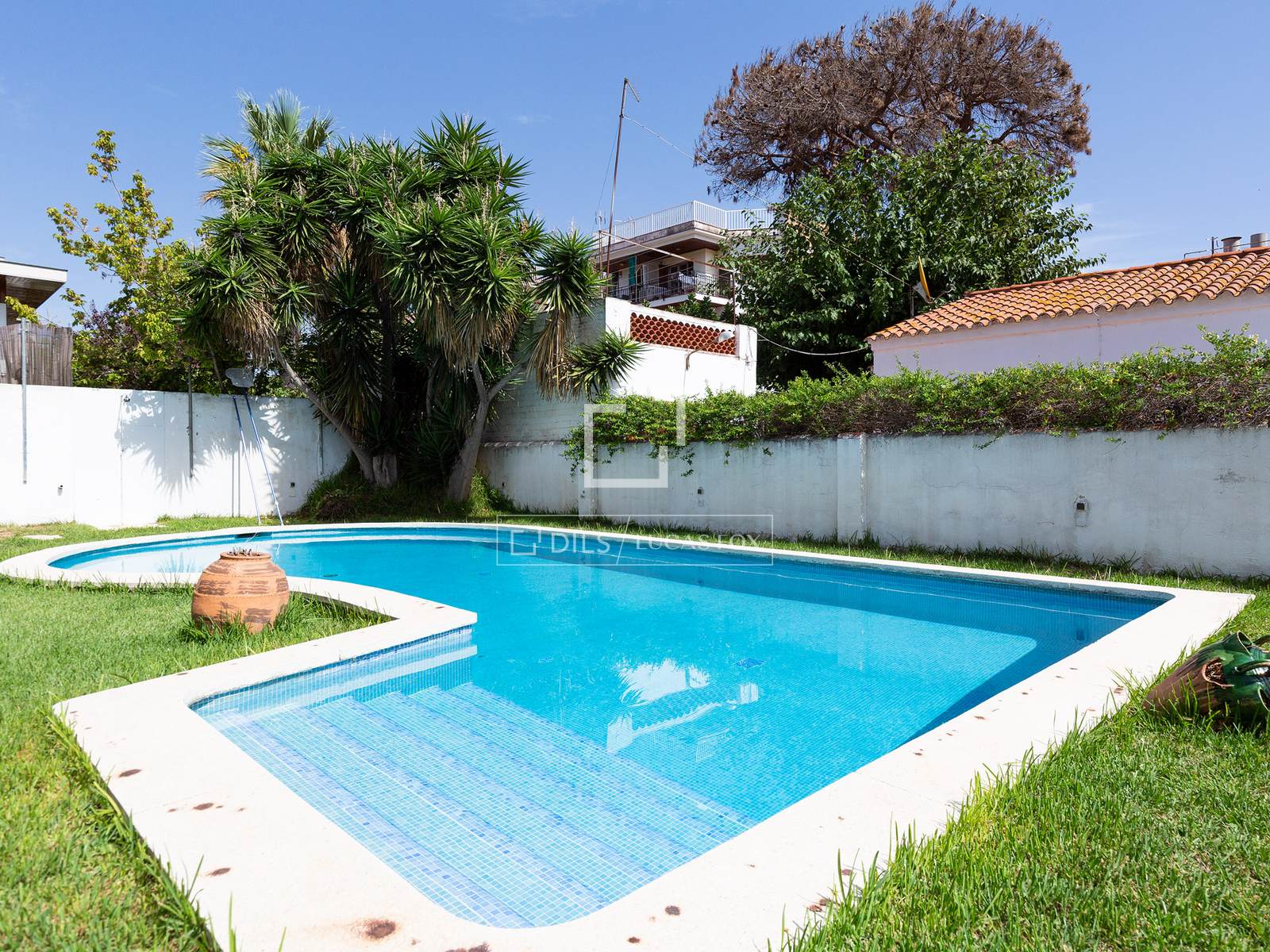 Villa in Castelldefels, Barcelona, Spain 2 bedrooms, 150 sq.m. No. 150915