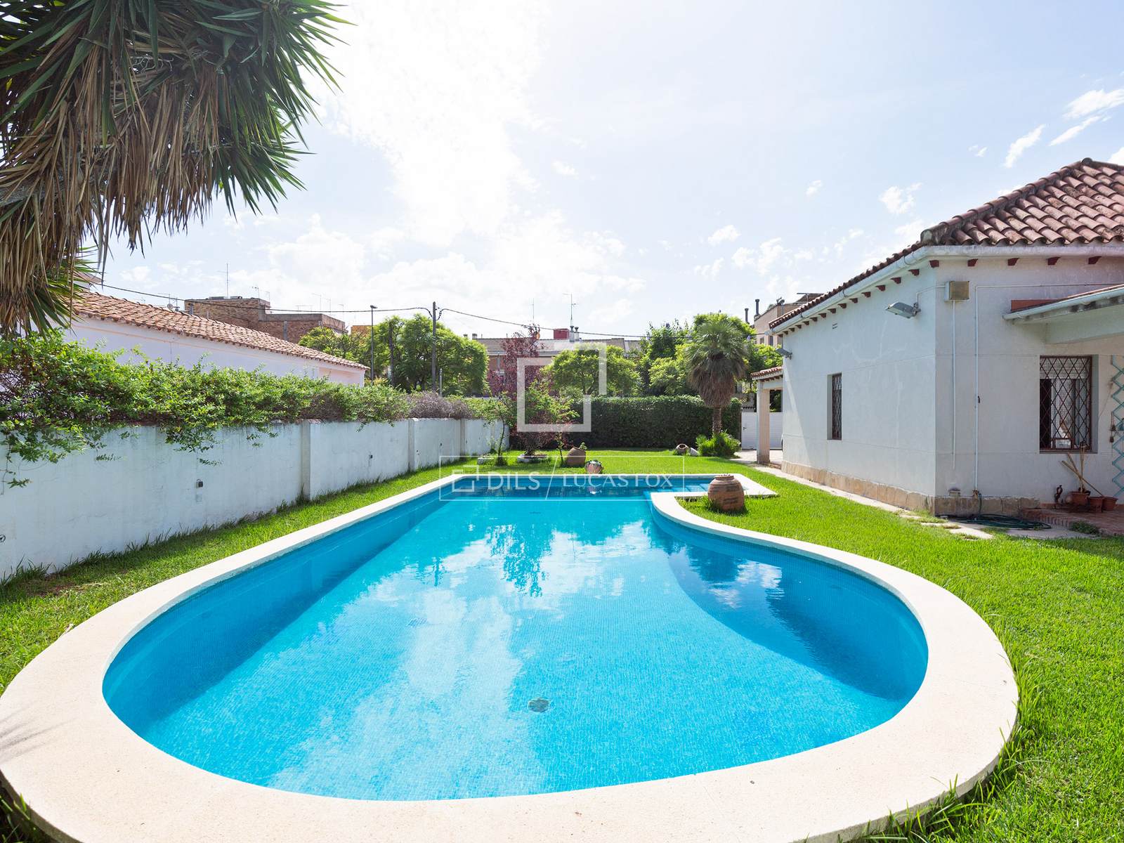 Villa in Castelldefels, Barcelona, Spain 2 bedrooms, 150 sq.m. No. 150915