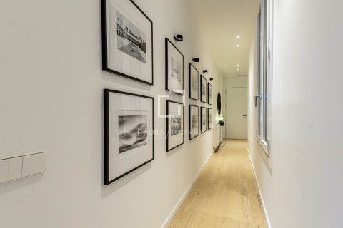 Apartament w Barcelona, Hiszpania 2 sypialnie, 96 mkw. nr 150913 – zdjęcie 17