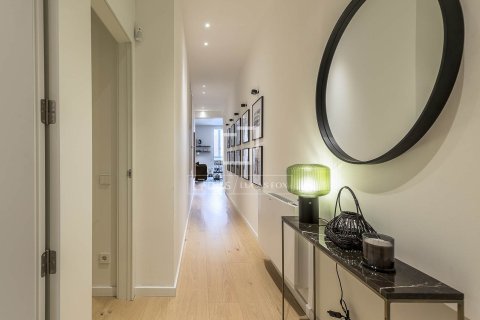 Apartament w Barcelona, Hiszpania 2 sypialnie, 96 mkw. nr 150913 – zdjęcie 23