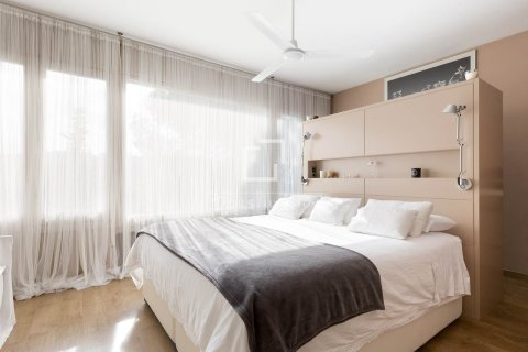 Villa for sale in Valldoreix, Barcelona, Spain 8 bedrooms, 570 sq.m. No. 150910 - photo 22