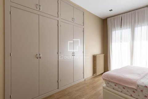 Villa for sale in Valldoreix, Barcelona, Spain 8 bedrooms, 570 sq.m. No. 150910 - photo 26