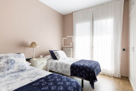 Villa for sale in Valldoreix, Barcelona, Spain 8 bedrooms, 570 sq.m. No. 150910 - photo 29