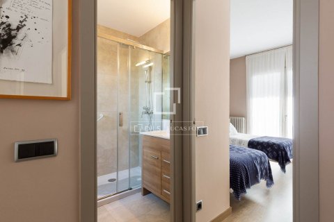 Villa for sale in Valldoreix, Barcelona, Spain 8 bedrooms, 570 sq.m. No. 150910 - photo 27