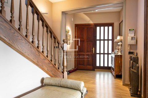 Villa for sale in Valldoreix, Barcelona, Spain 8 bedrooms, 570 sq.m. No. 150910 - photo 13