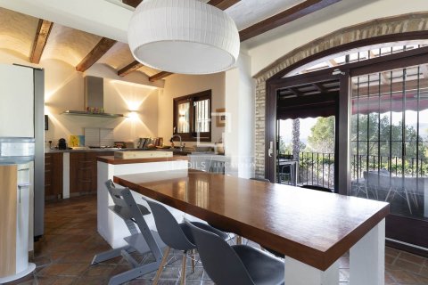 Villa for sale in Sitges, Barcelona, Spain 5 bedrooms, 490 sq.m. No. 150909 - photo 6