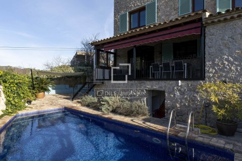 Villa for sale in Sitges, Barcelona, Spain 5 bedrooms, 490 sq.m. No. 150909 - photo 15