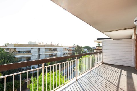 Apartment à vendre à Castelldefels, Barcelona, Espagne, 3 chambres, 119 m2 No. 150914 - photo 2