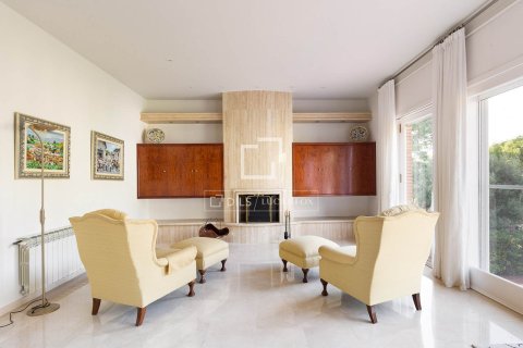 Villa à vendre à Castelldefels, Barcelona, Espagne, 7 chambres, 416 m2 No. 150912 - photo 6