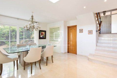 Villa à vendre à Castelldefels, Barcelona, Espagne, 7 chambres, 416 m2 No. 150912 - photo 4