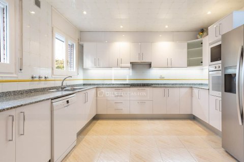 Villa à vendre à Castelldefels, Barcelona, Espagne, 7 chambres, 416 m2 No. 150912 - photo 20