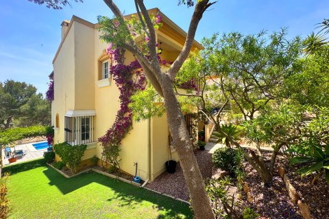 Villa for sale in Alicante, Spain 3 bedrooms, 131 sq.m. No. 189736 - photo 27