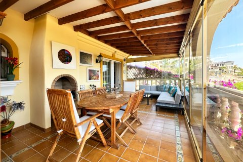 Villa for sale in Alicante, Spain 3 bedrooms, 131 sq.m. No. 189736 - photo 26